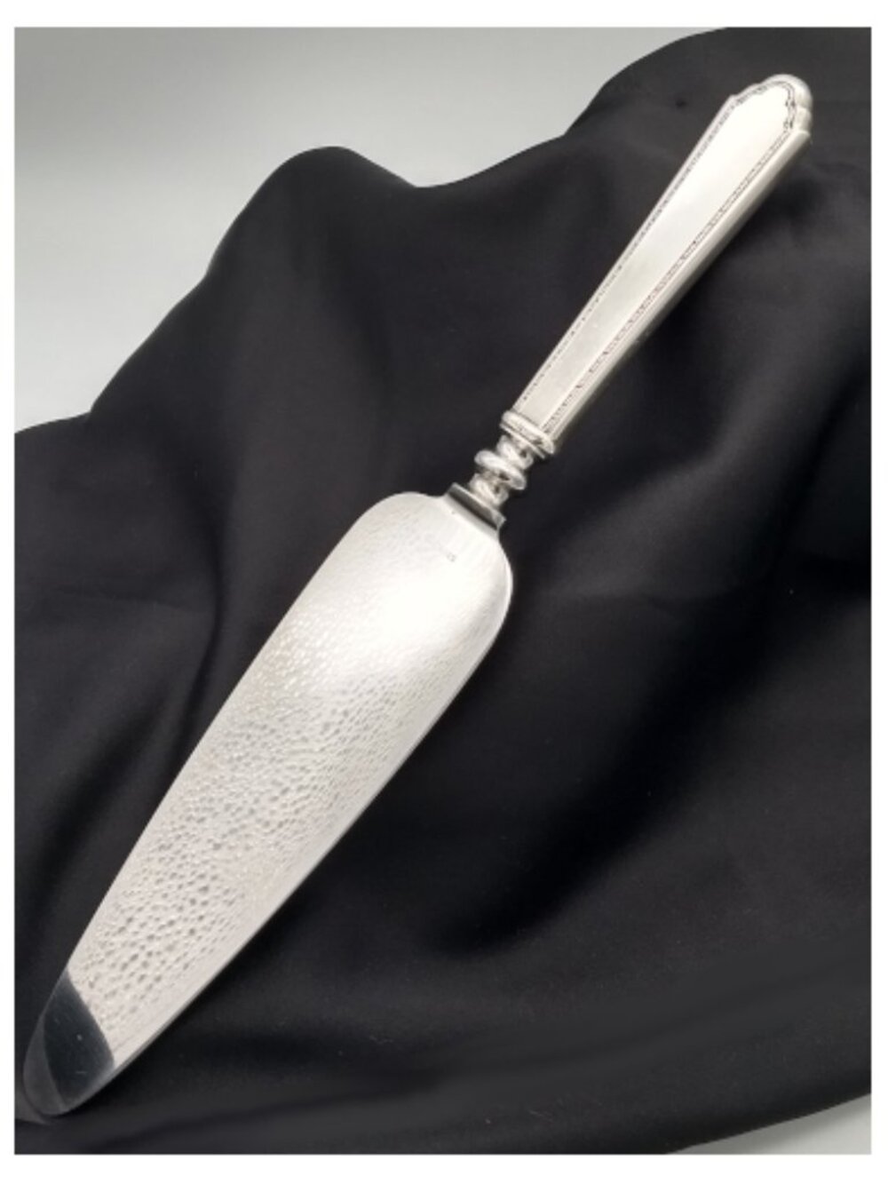 .925 Silver Pie Server, 'William & Mary' Pattern, Lunt Silversmiths - Antique - Picture 4 of 4